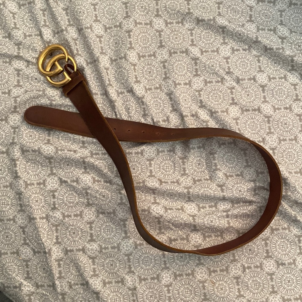 Size 90 authentic brown Gucci belt
